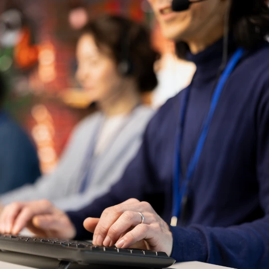 HIPAA compliant call center agents